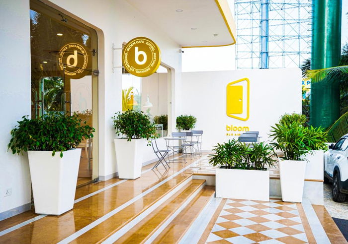 Entrance to Bloom Hotel – Bengaluru Airport