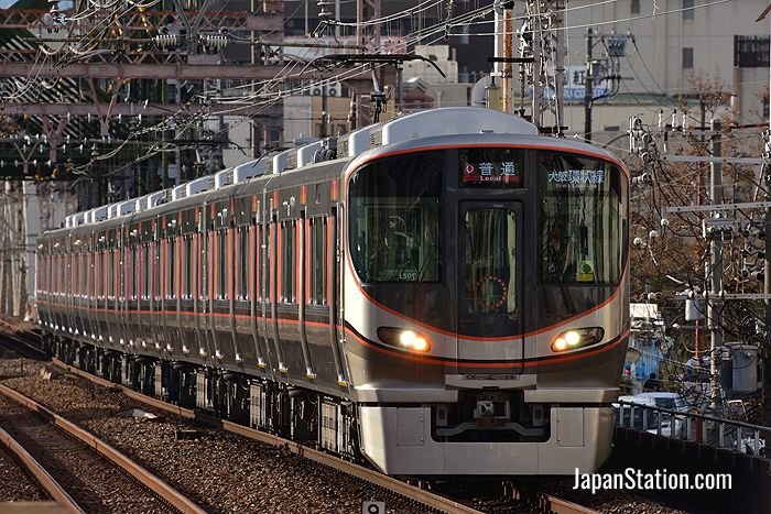 The sleek new 323 series running on Osaka Loop Line