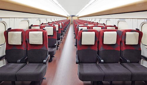 Ordinary seats on Hokuriku Shinkansen