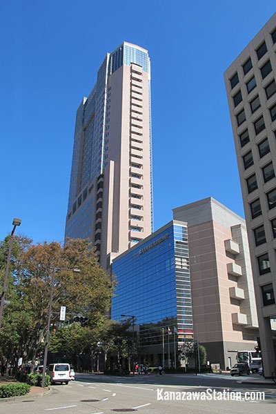 Hotel Nikko Kanazawa occupies a large part of the Porte skyscraper