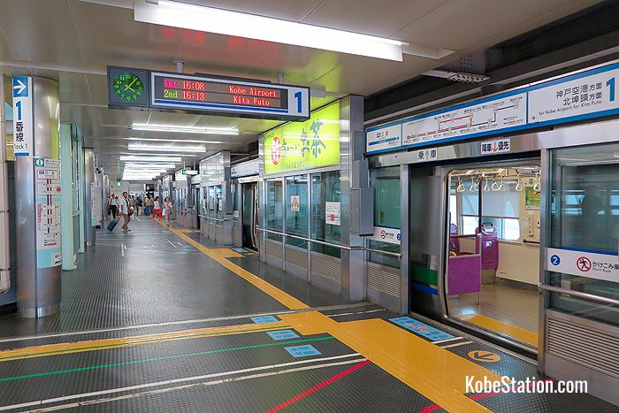 Platform 1 at Port Liner Sannomiya Station
