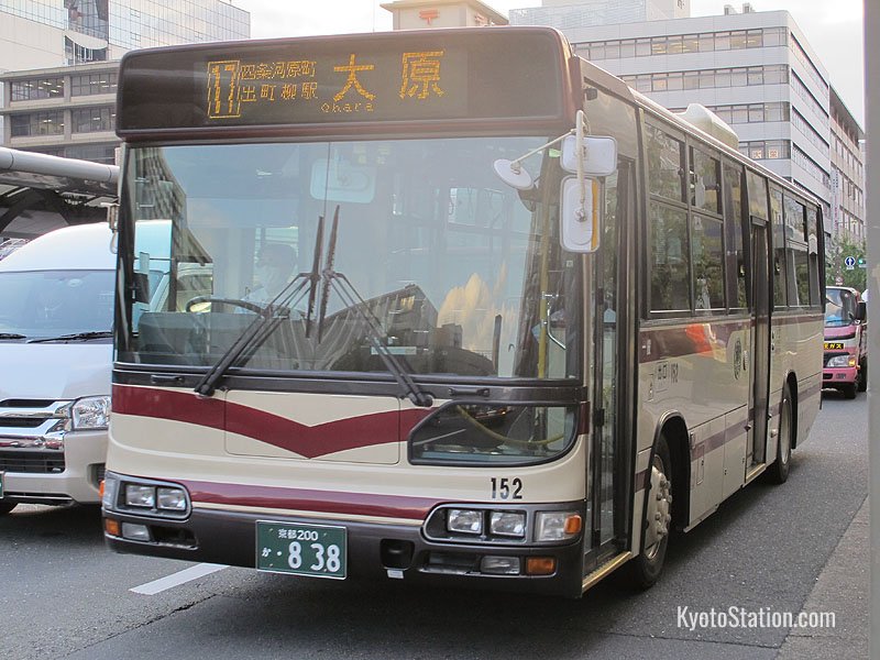 Kyoto Bus 17 bound for Ohara