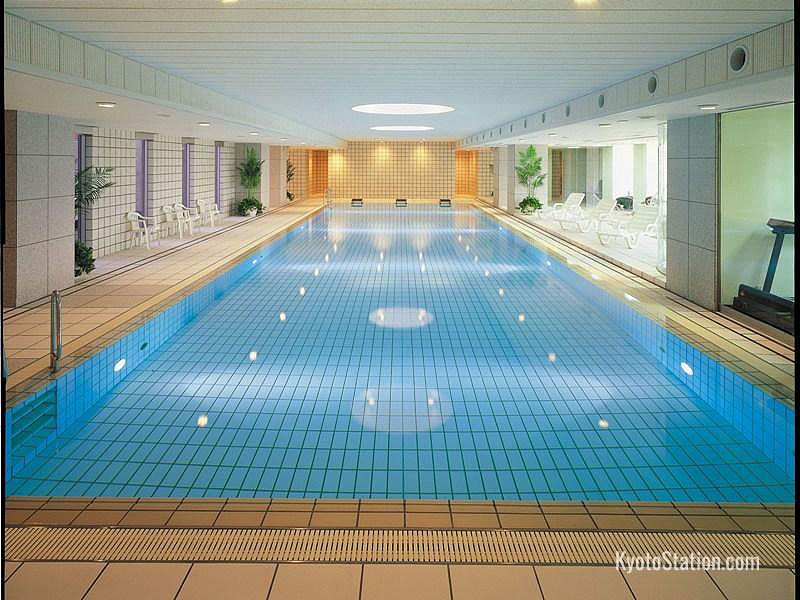 Indoor pool at Hotel Granvia Kyoto Station