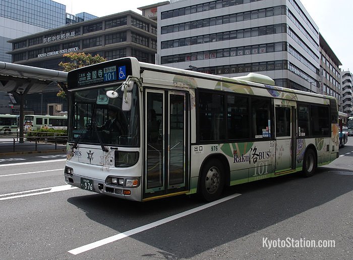 A Raku Bus #101 follows the same route as the standard Kyoto City Bus #101