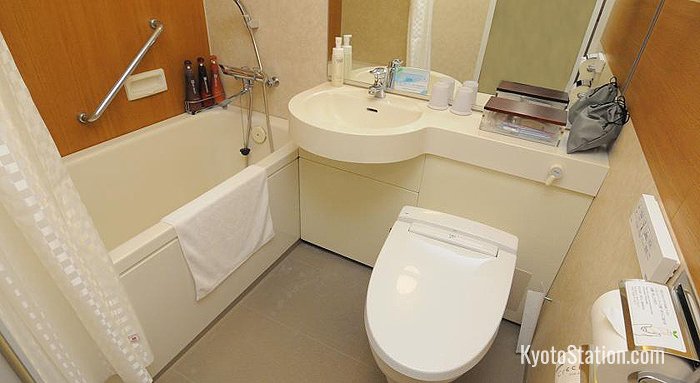 Guest Room Bathroom