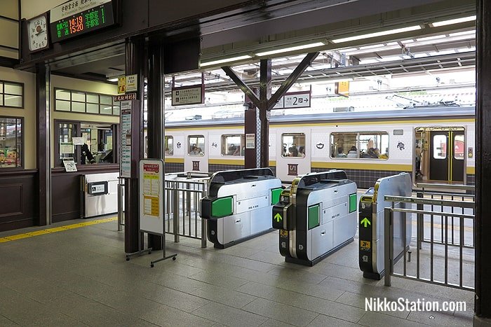 The ticket gates at JR Nikko Station