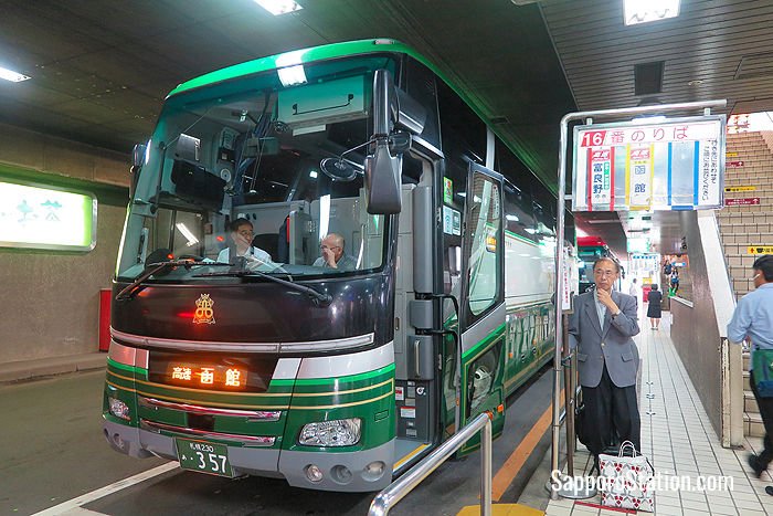 A Donan Bus service for Hakodate