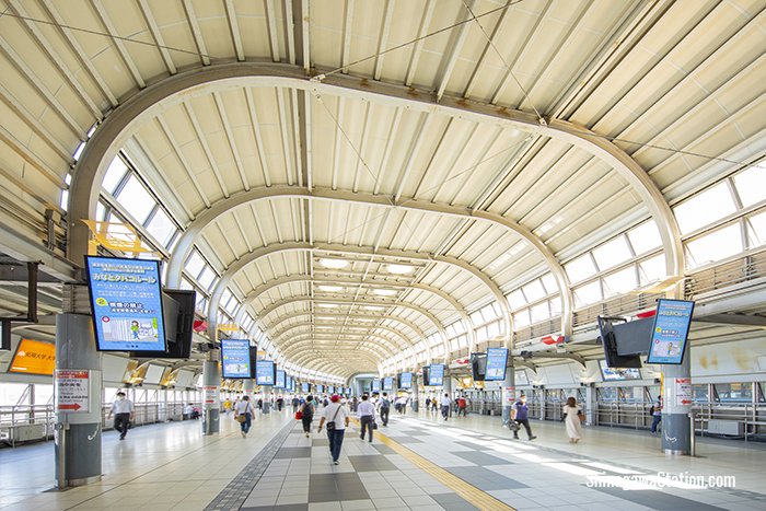 Shinagawa Station Concourse