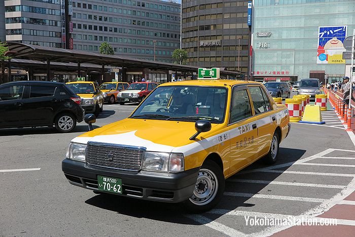 A Heiwa Koutsu taxi at Yokohama Station