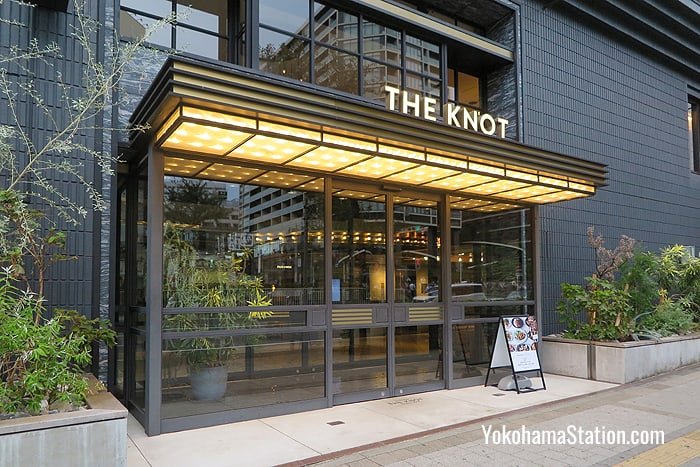 The entrance to Hotel The Knot