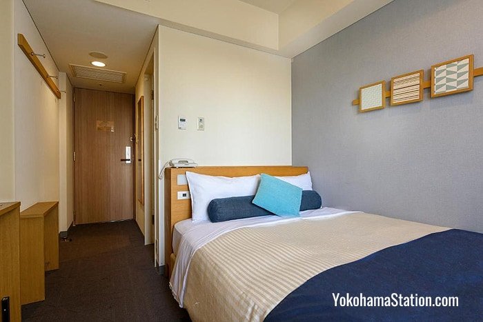 Standard Double Room at Yokohama Sakuragicho Washington Hotel