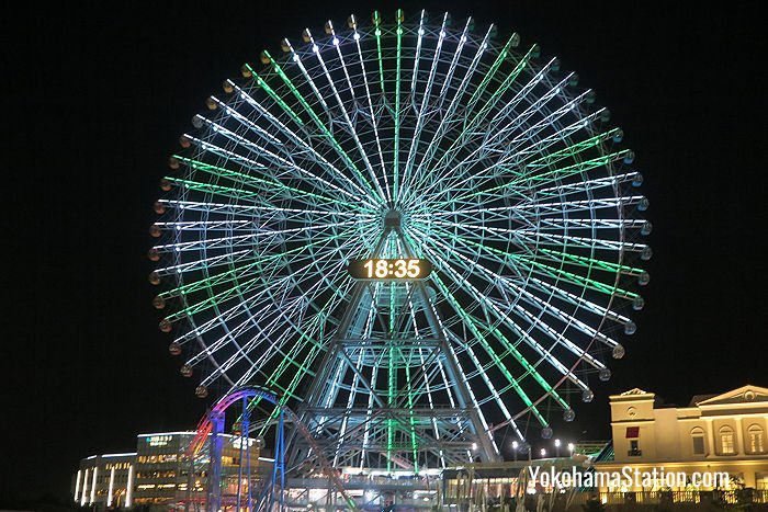 Cosmo Clock 21 Ferris wheel at Yokohama Cosmoworld