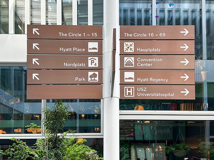 Sign to Hyatt Place Zurich Airport the Circle